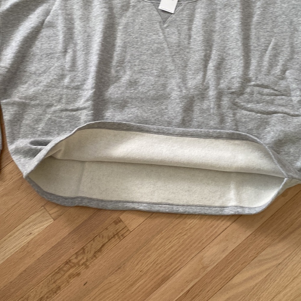 Banana Republic Oversize Crop Sweatshirt - Picture 9 of 11